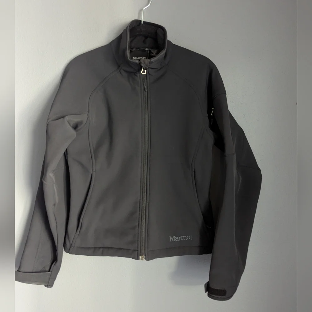 Marmot black jacket size small Motorola theme sleeve 17x31 x22